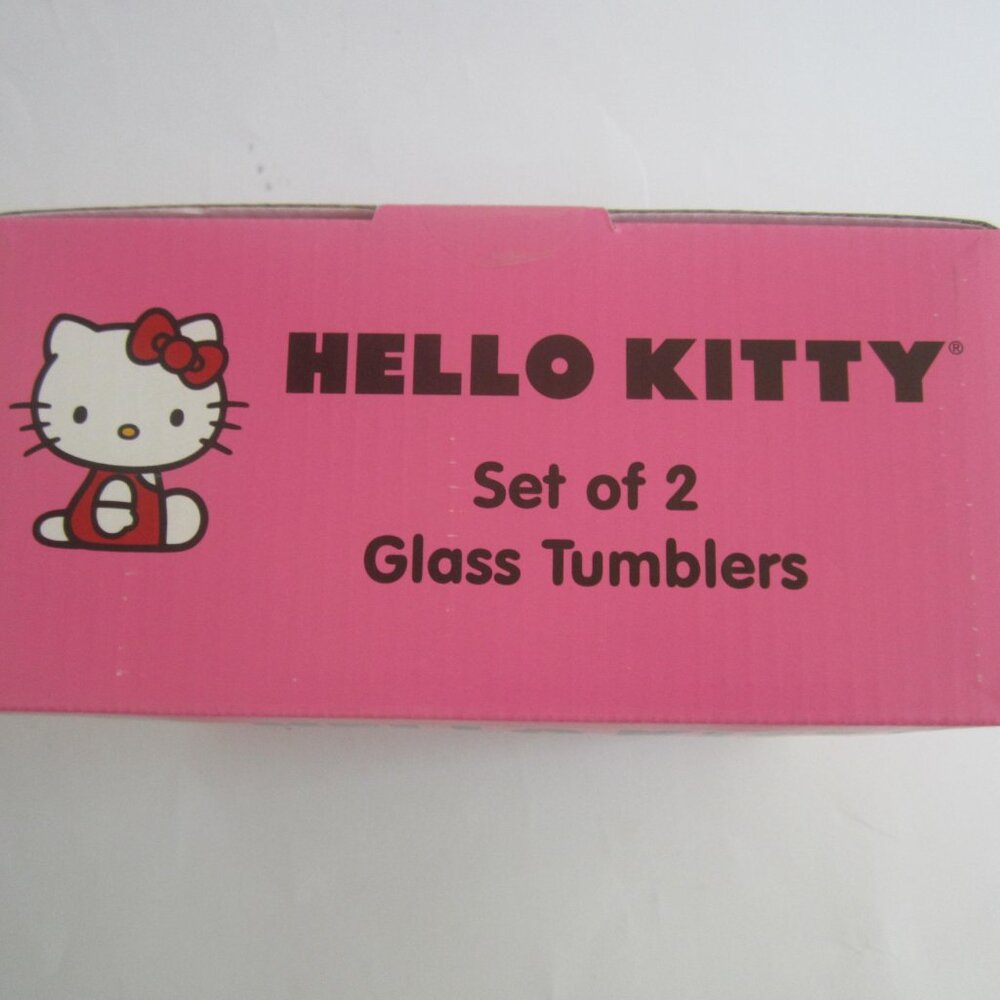 Hello Kitty Sanrio Glass Tumblers Set of 2 - Picture 5 of 6